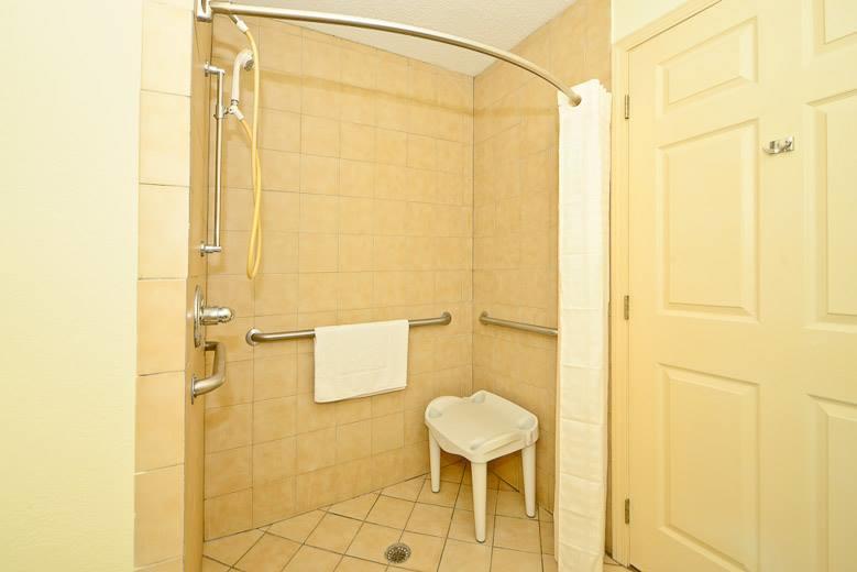 Manchester Heritage Inn & Suites Екстер'єр фото